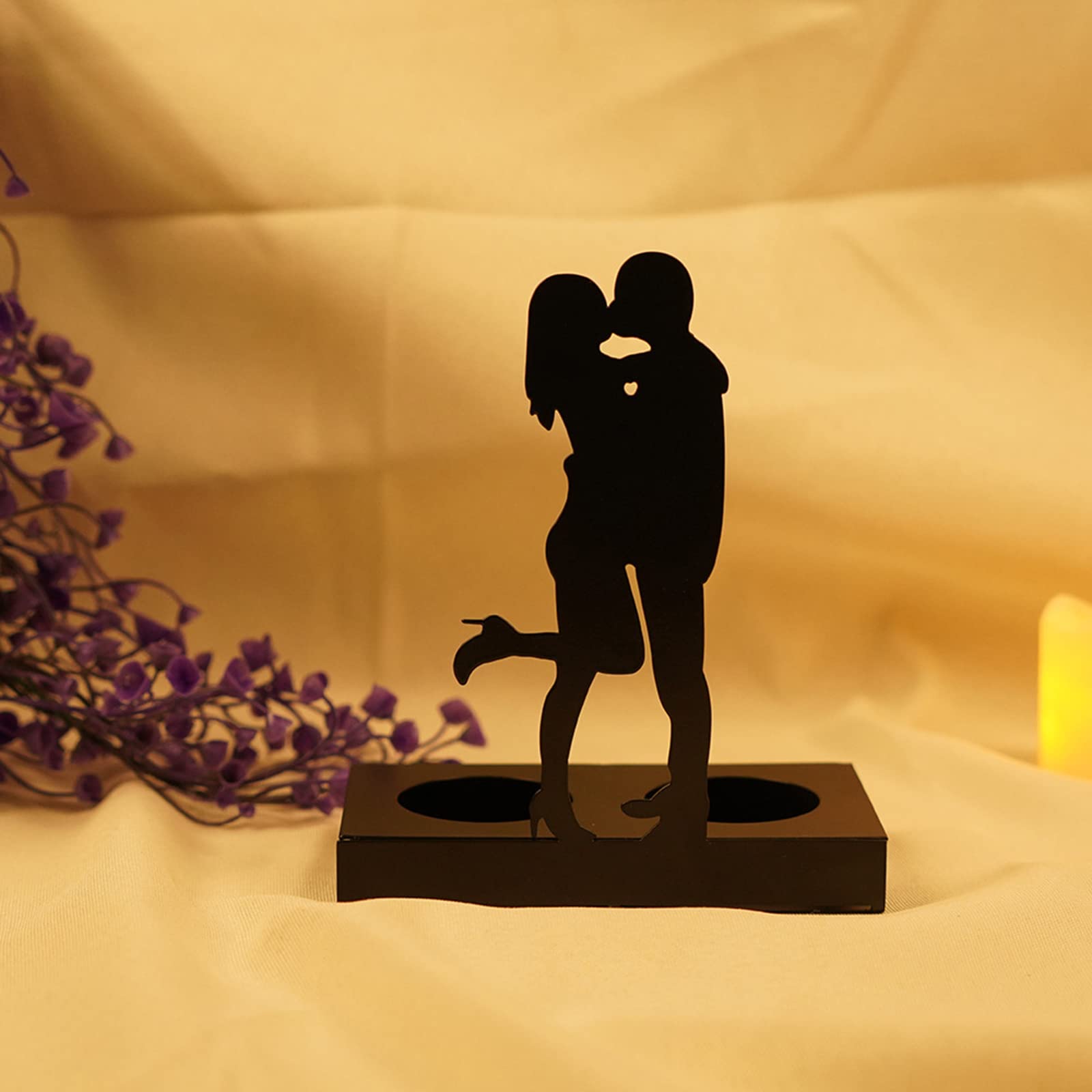Pcscevcr Couple Art Iron Sculpture Candlestick, Romantic Lovers Statue Candle Holder Ornament, for Wedding Decoration Anniversary Couples Gifts (Kisses)