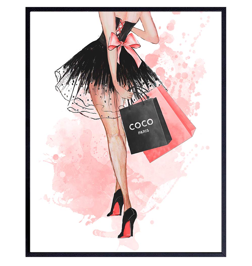 Glam Fashion Wall Art & Decor Glamour Woman Wall Picture