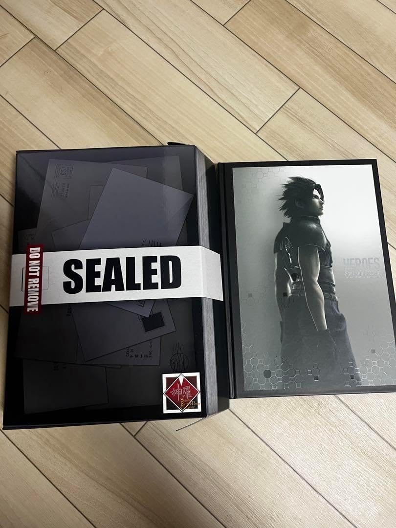 SQUARE ENIX - クライシスコア リユニオン　オリジナルアートブック FF7 クライシス コア -ファイナルファンタジーVII- リユニオン』豪華