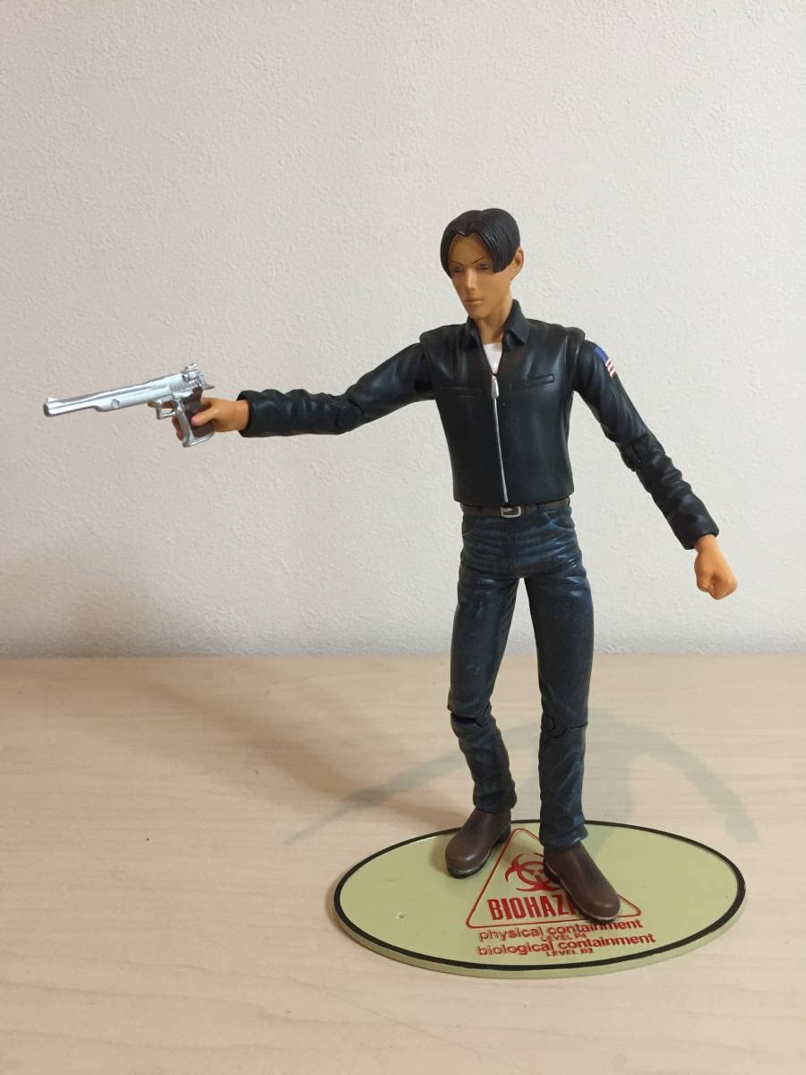 バイオハザードレオン(革ジャンver.リアルショックアクションフィギュア Amazon | レオン・S・ケネディ レザージャケットVer. バイオ