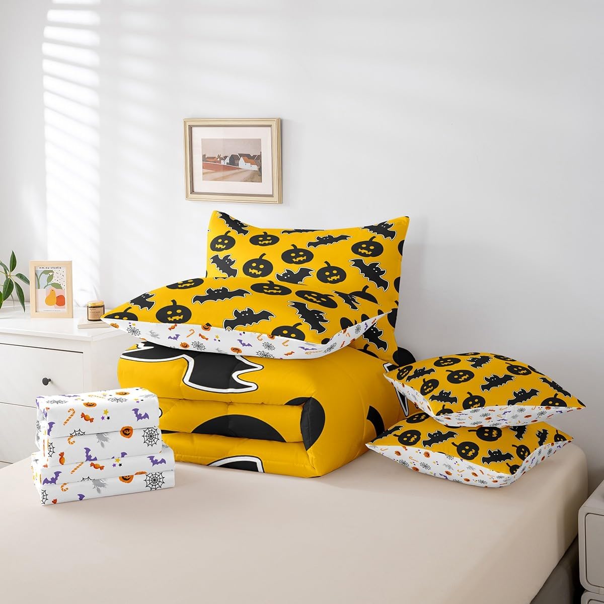 Erosebridal Queen Comforter Set 7 Pieces,Halloween Reversible Bed in a Bag Queen,Pumpkin Lantern Queen Bedding Set with Black Bat Comforter, Flat Sheet, Fitted Sheet, Pillowcases, Pillow Shams