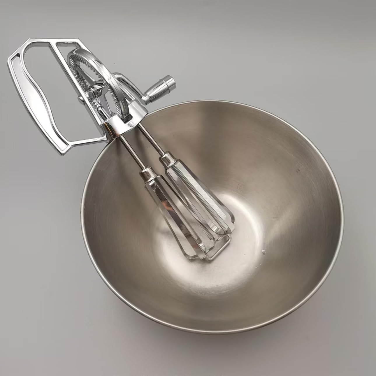 BAYANKALA Classic Manual Egg Beater, Hand Crank Double Head Stainless Steel Whisk for Beating Eggs, Mixing Batter, Whipping Cream, and Egg Whites – Non-Electric Hand Mixer with Nylon Gears