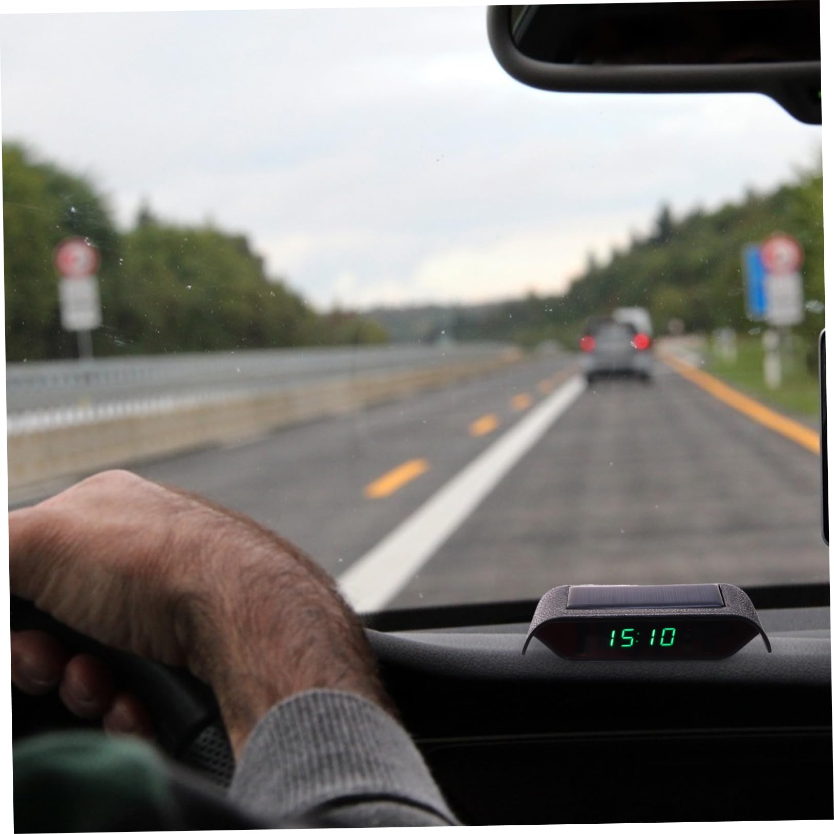 Mobestech 2piezas Reloj De Coche Electrónico Solar Luminoso Sensor De Vibración Alta Precisión Muestra Hora Fecha y Temperatura Para Vehículos y Oficinas