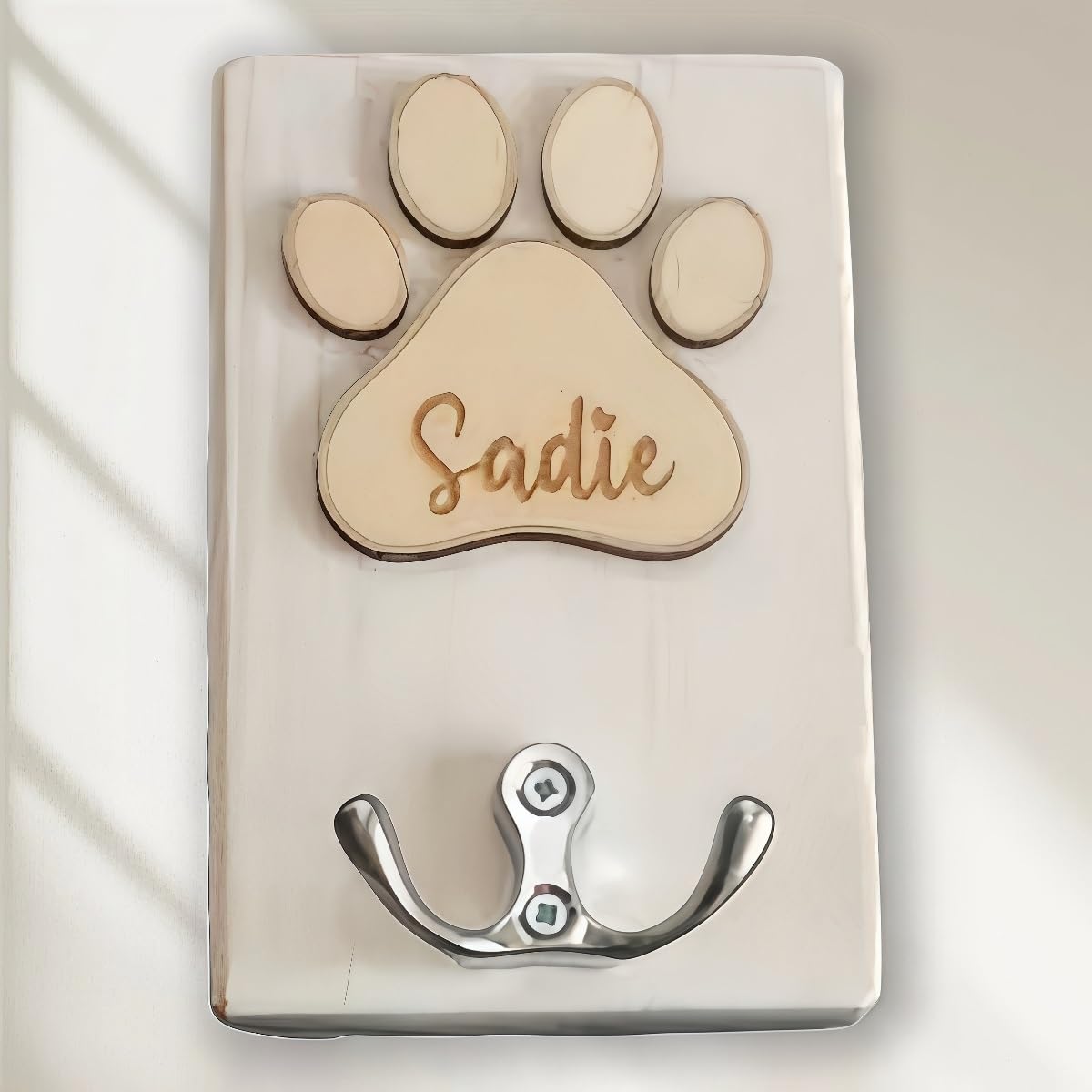 Shengbeidz White ﻿Personalized Dog Lead Holder, Custom Engraved Name Paw Print Wood Hook, Pet Collar And Leash Storage, Functional Home Decor Signs And Plaque For Wall Keys Claw Gift(White)
