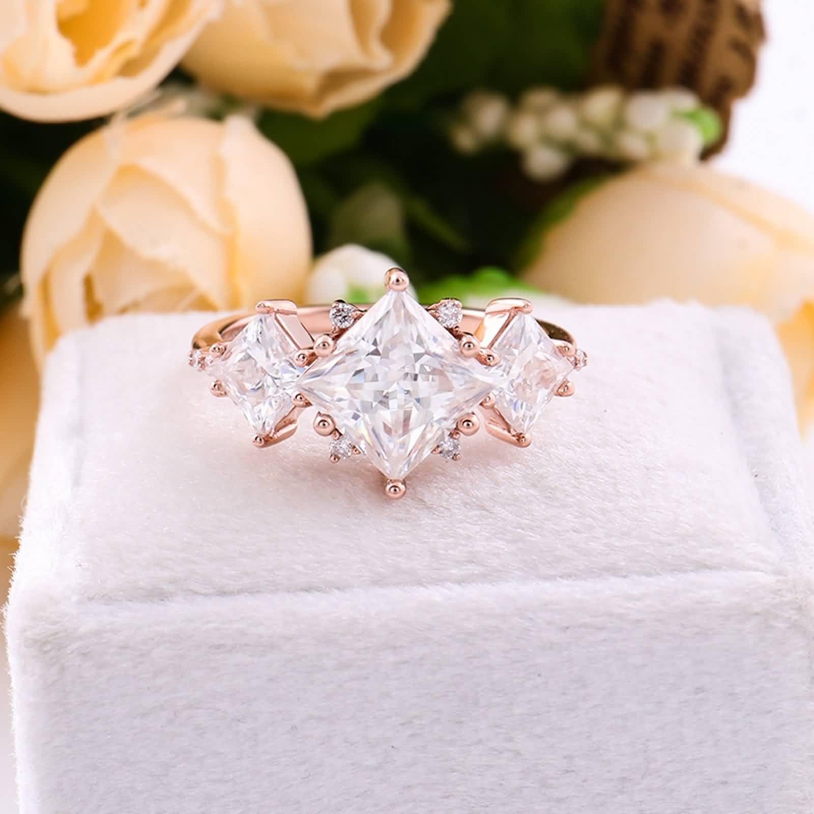 Elegante anillo de compromiso cuadrado de moissanita de oro rosa de 9 quilates, 14 quilates y 18 quilates para mujer