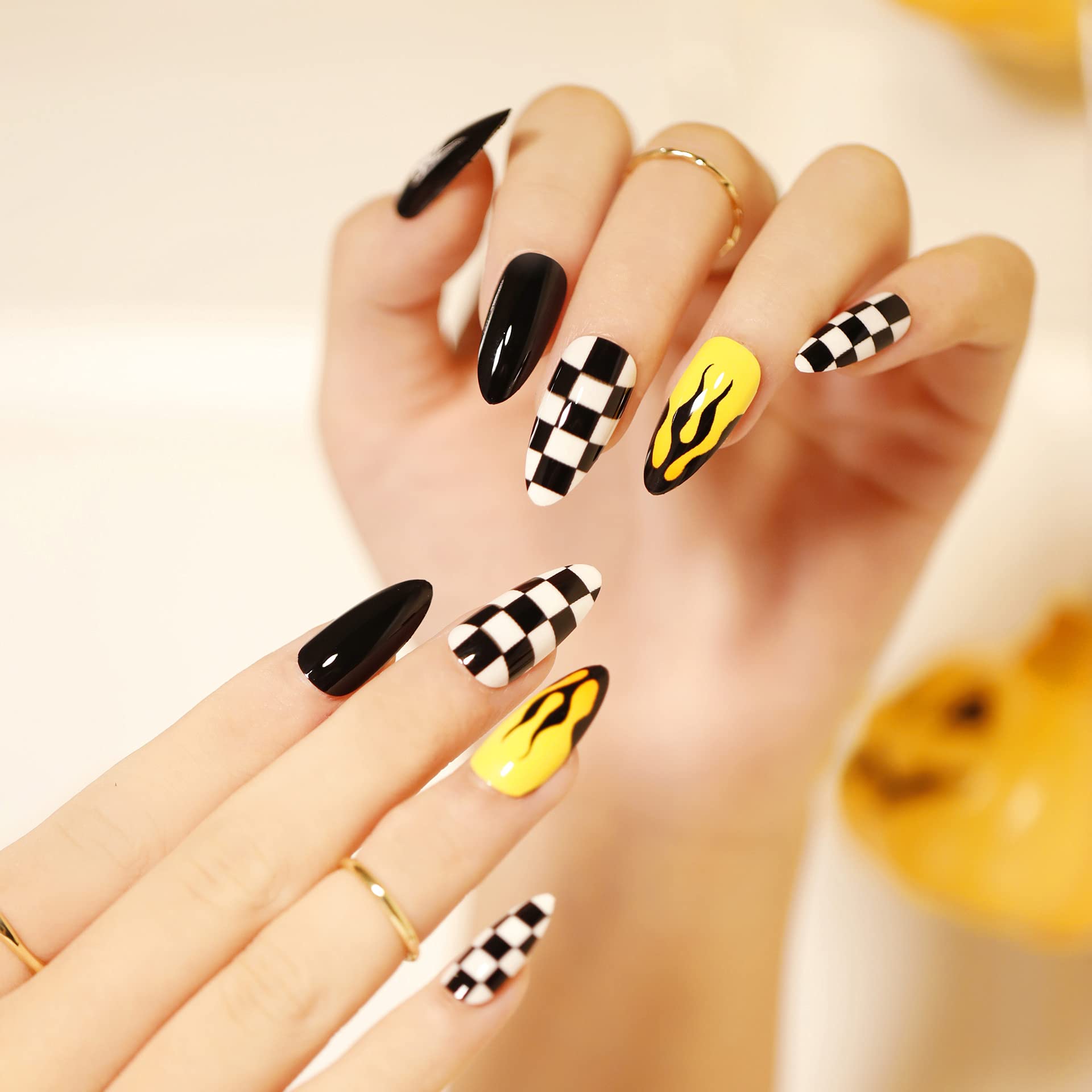 AKAZI Bling Press on Nails, uñas postizas con Acabado Reutilizable de Lujo, Arte de uñas Hecho a Mano con diseño de manicurista con Licencia (K) (D)