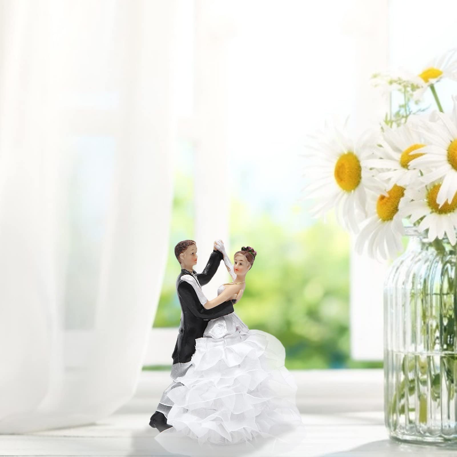 Saint Valentin gâteau décoration Couple Couple Douce Petite poupée Cadeau de Mariage Ornement de résine caractère Statue Figurine Artisanat décor (Couleur : A)