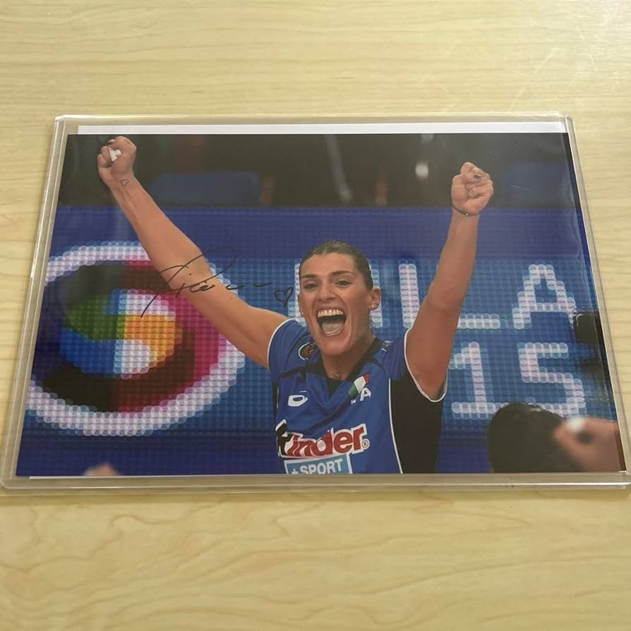 フランチェスカ・ピッチニーニ 直筆サイン入りフォト　バレーボール Amazon.co.jp: フランチェスカ ピッチニーニ 直筆サイン入り