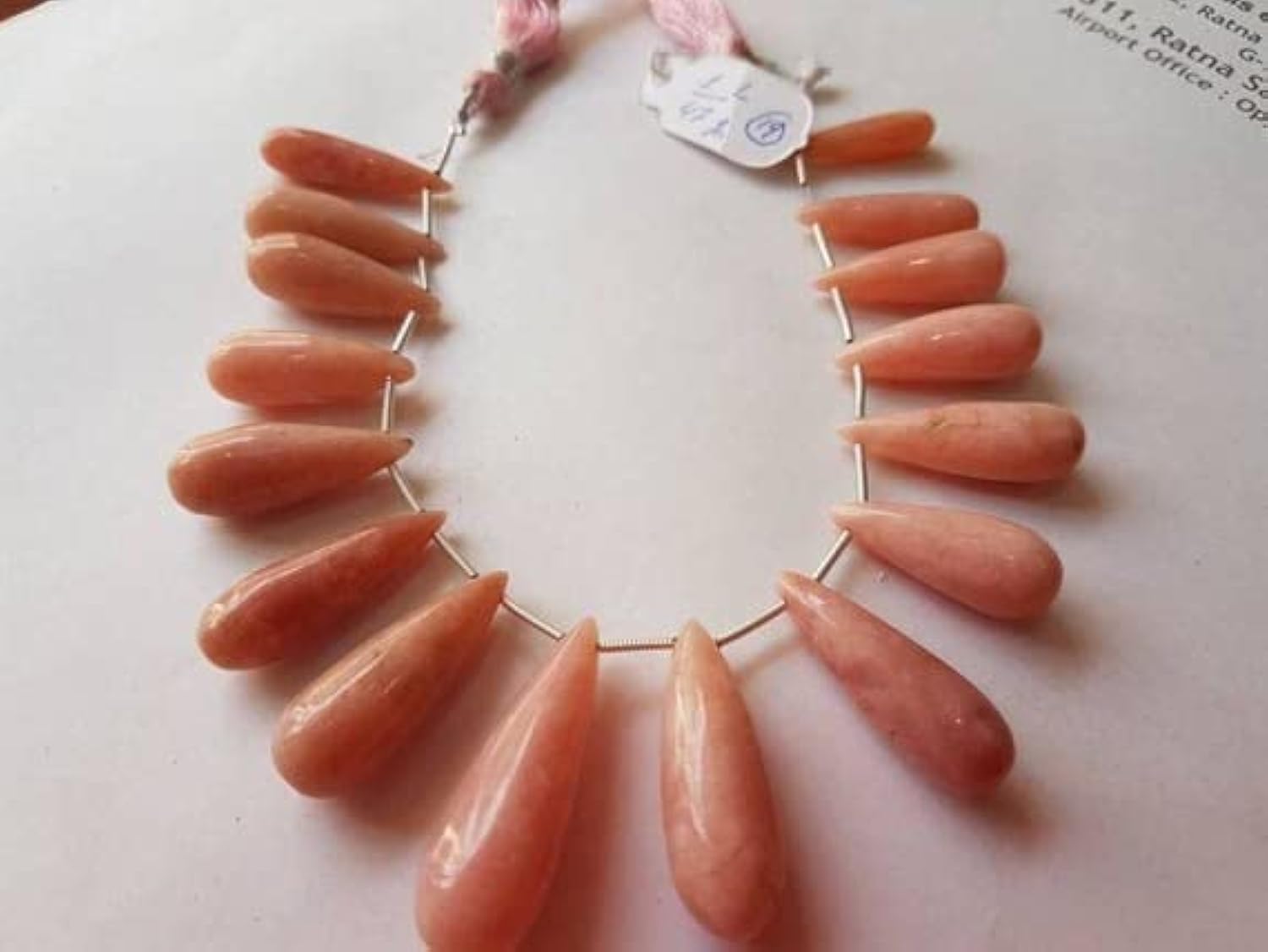 Opaline rose en briolettes facettées, le cadeau idéal pour créatrices passionnées
