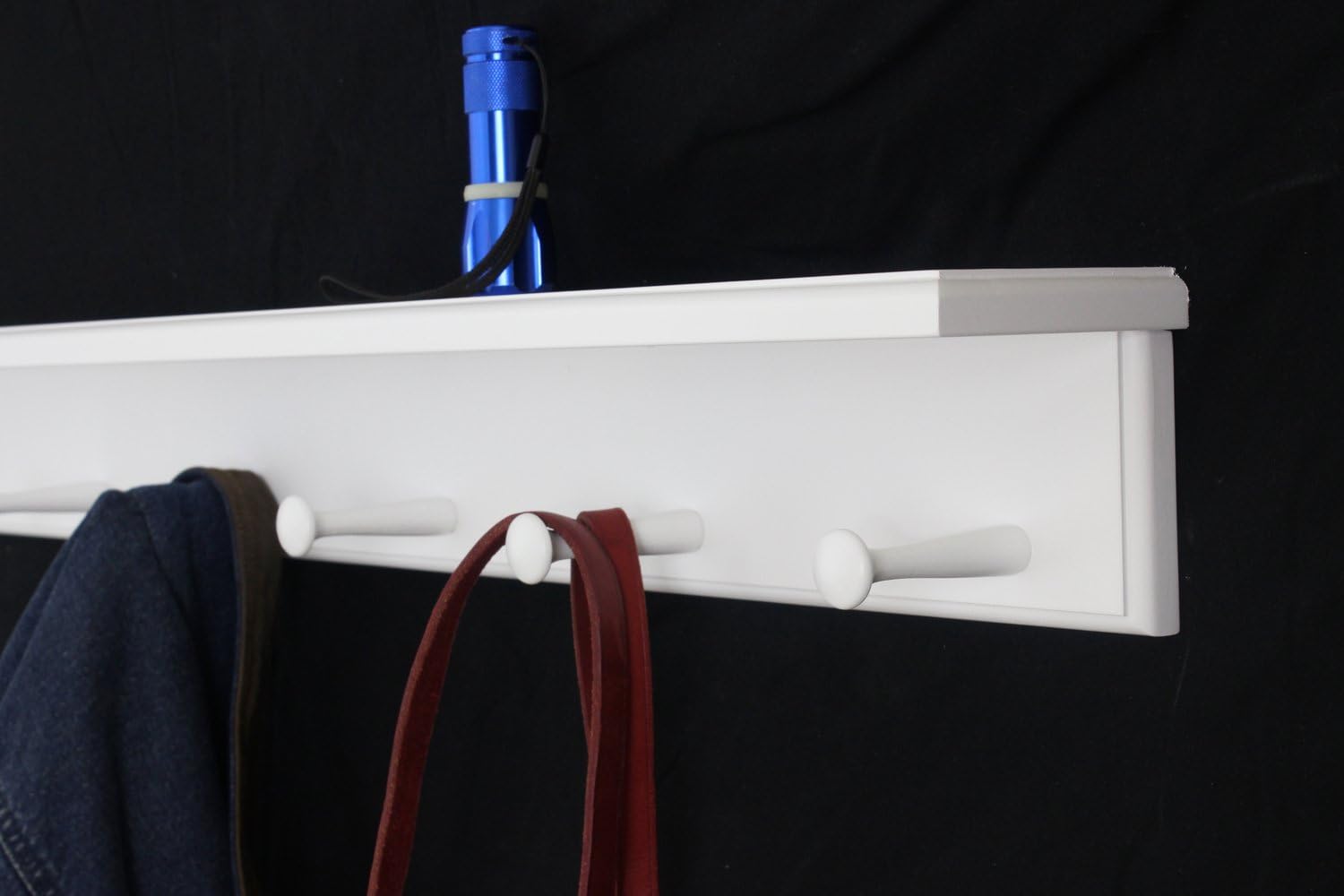 White Shaker Peg Rack with Shelf (35" X 4" Shelf & 6 Pegs)