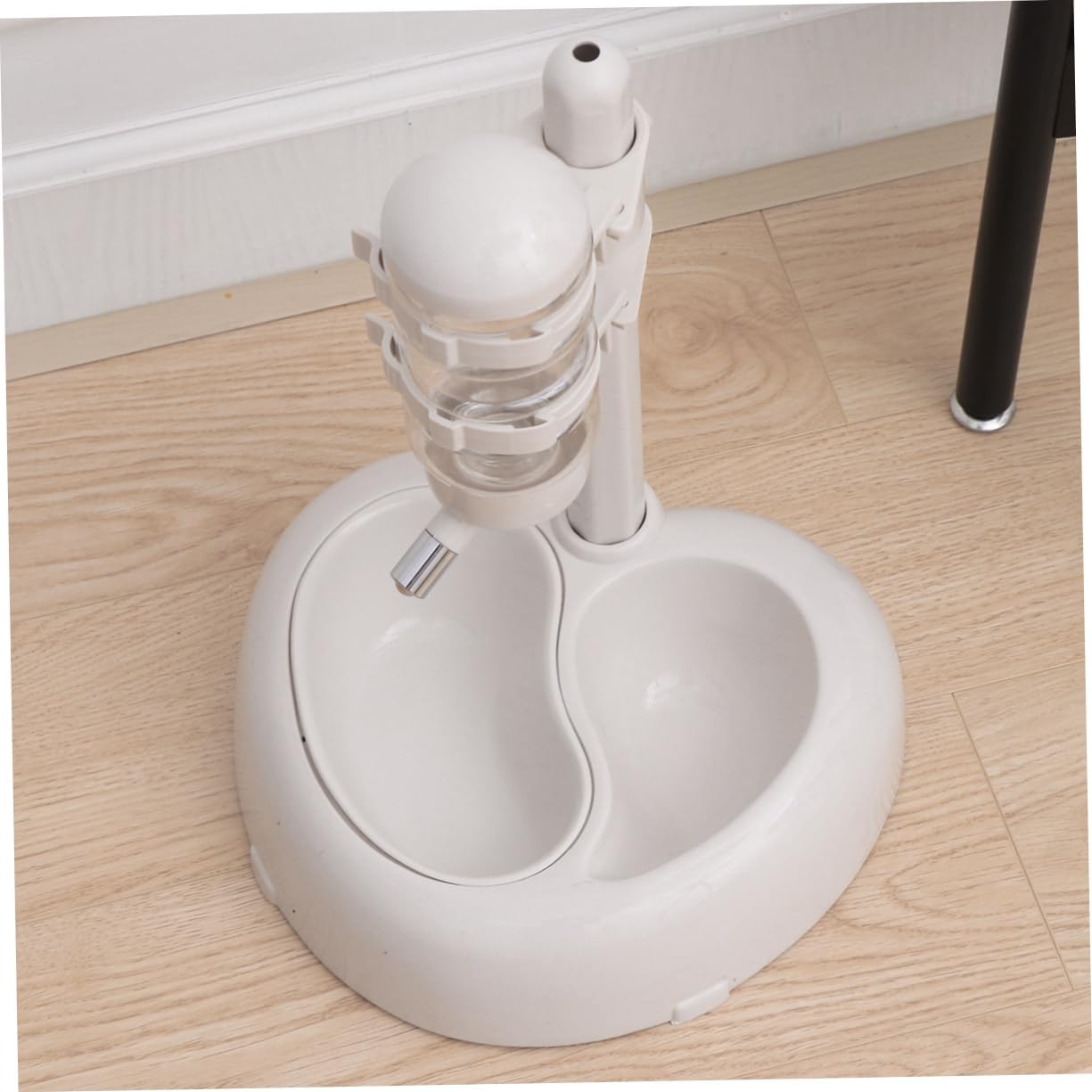 Automatic Dog and Cat Water Dispenser Hanging Pet Drinking Fountain Non- Base Easy to White for Cats and Dogs