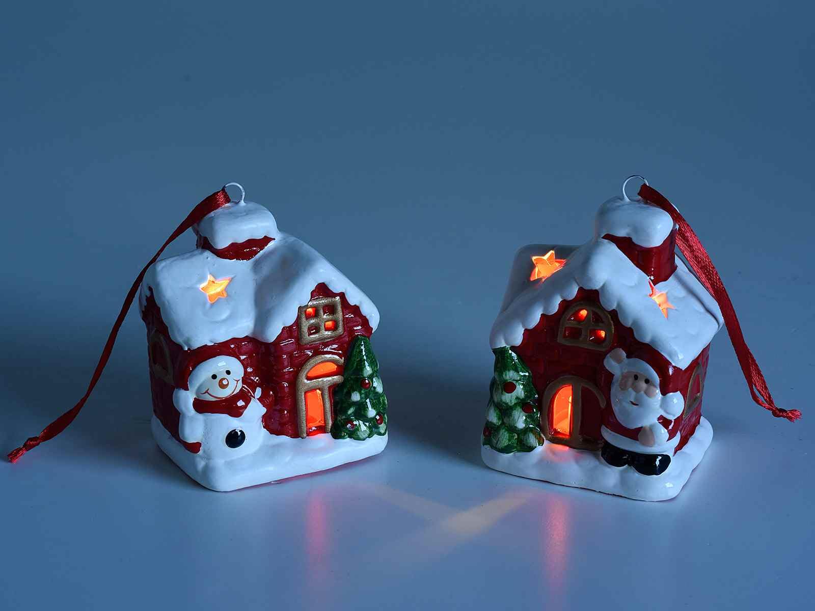 Gruppo Maruccia - Casette Natalizie in Ceramica - Decorazioni Natalizie da Appendere per Casa, Albero, Negozi - Idea Regalo - Set da 8 Addobbi
