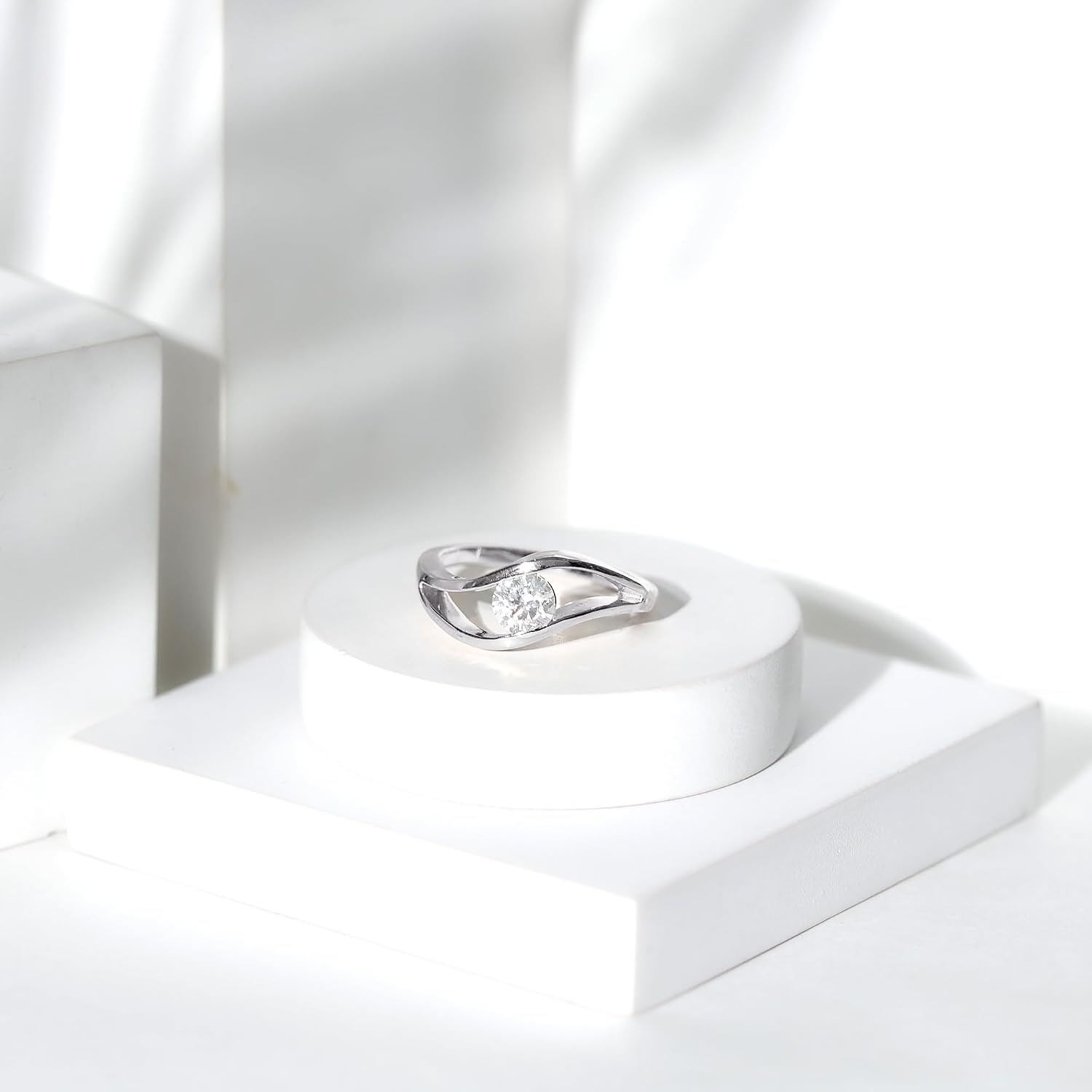 Mothers Day Gift, Certified 0.9 Carat Moissanite Classic Engagement Ring, D-Vs1 Quality, Moissanite Solitaire Ring