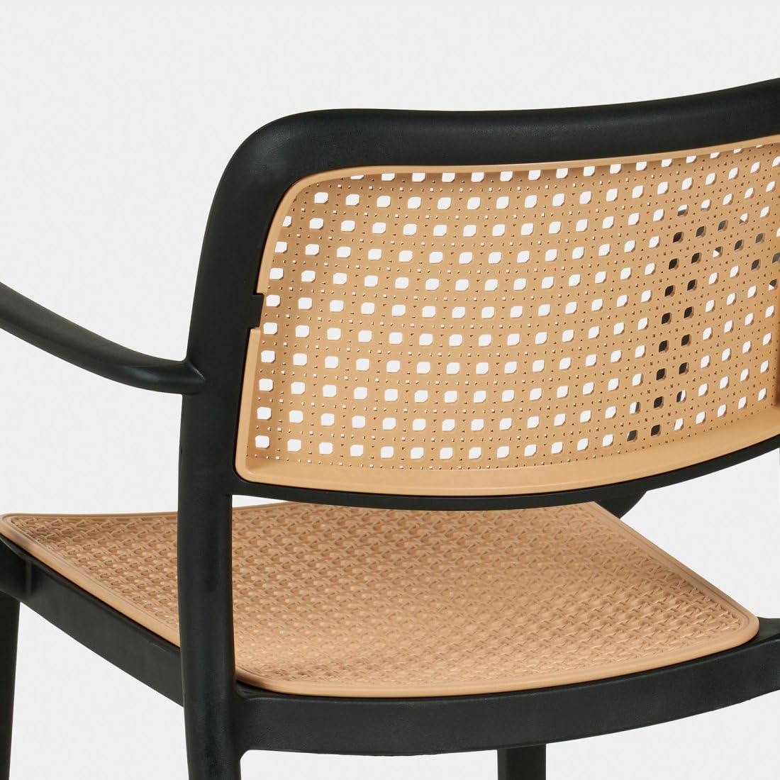 KLAST Silla Kaira con Reposabrazos de Polipropileno Negro, Diseño Vintage, Apilable y Ligera, Ideal para Salón, Cocina o Terraza, Dimensiones 57 cm x 81 cm