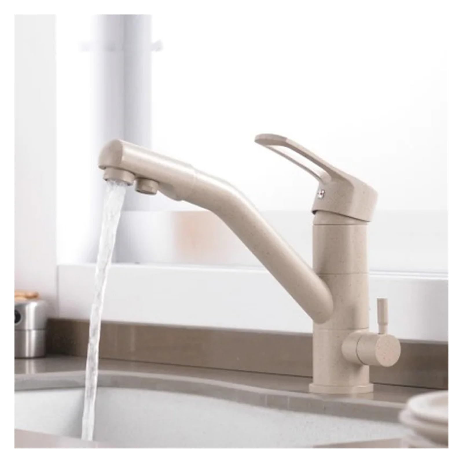 Robinet de cuisine 360° beige pour éliminer les bouteilles d'eau en plastique