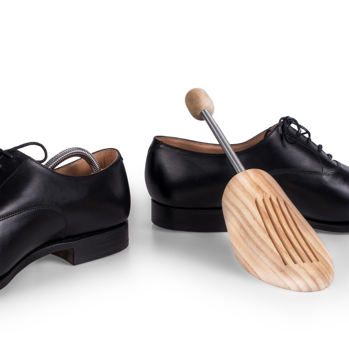Blumtal Schuhspanner für Damen und Herren - Schuhdehner als Knick- und Faltenschutz aus Echtholz, atmungsaktiv, verschiedene Größen, auch für Stiefel oder Sneaker