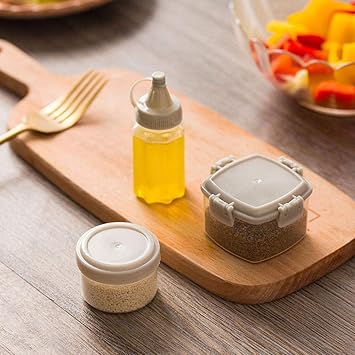 JJLFresheners 4pcs Mini Plastic Sauce Seasoning Box with Lid,Portable PP Kitchen Jam Squeeze Bottle Jar Easy Clean Spices Storage Container Outdoor Barbecue Kitchen Accessories