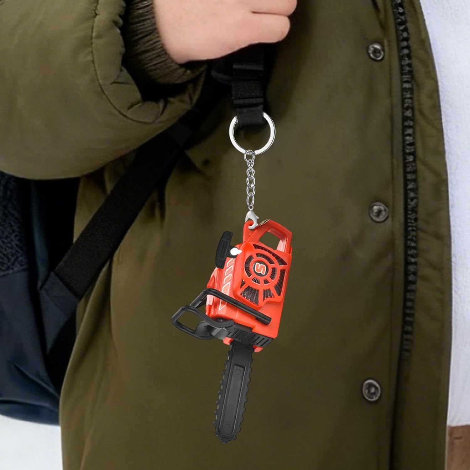 Electric Toy Chainsaw, Pull Cord Prank Tool, 4.3x1.6x1.3 Inches Mini Construction Toy with Fun Sound, Sturdy Prank Toys, Toys Chainsaw with Realistic Design, Pranks Toyy for Men Boyfriend