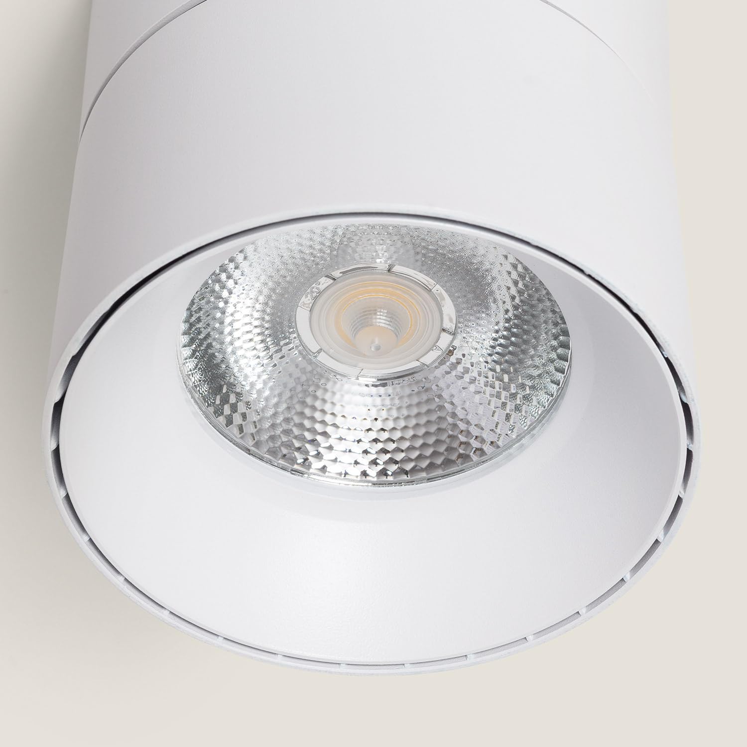 LEDKIA LIGHTING Aplique LED 30W de Aluminio Circular Blanco New Onuba 2700K Blanco Cálido
