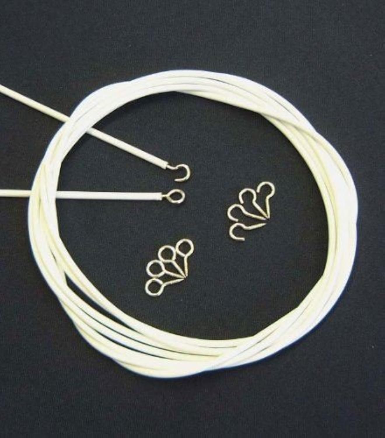 Onestopdiy.com White Curtain Net Expanding Wire 96 Inch ( 8 Ft ) With 6 Hooks & 6 Eyes Cp