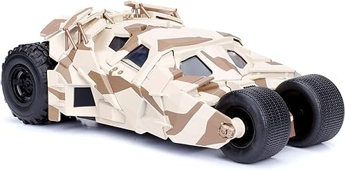 Miniatura 4 de Jada Toys Tumbler Camo Batmobile Modelo 124 altamente detallado con figura de Batman, la cabina y las puertas se pueden abrir con rueda