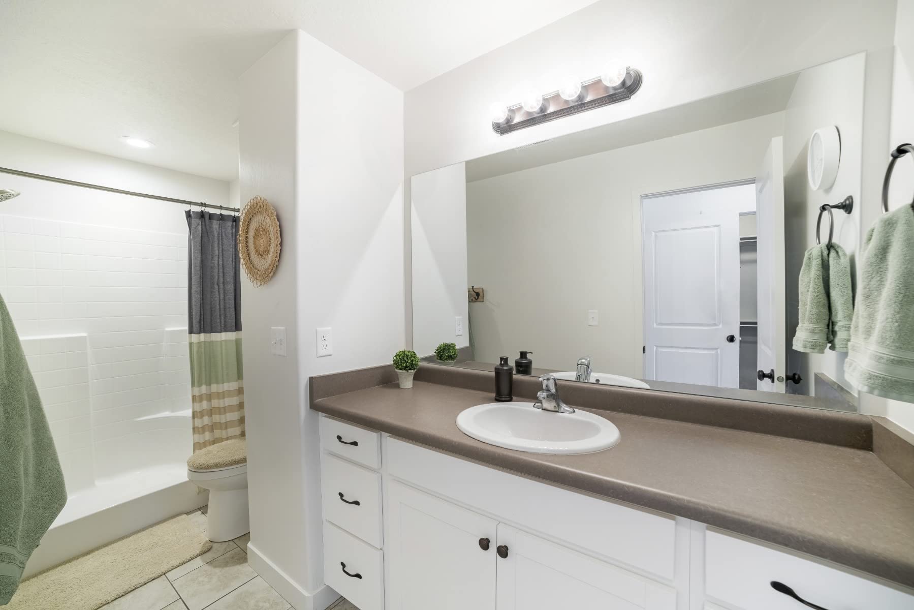 MirrorOutlet Safety Backed 5Ft X 3Ft Large Mirror Glass with 4 holes 152cm X 91cm Home Gym Or Bathroom 4mm Thick