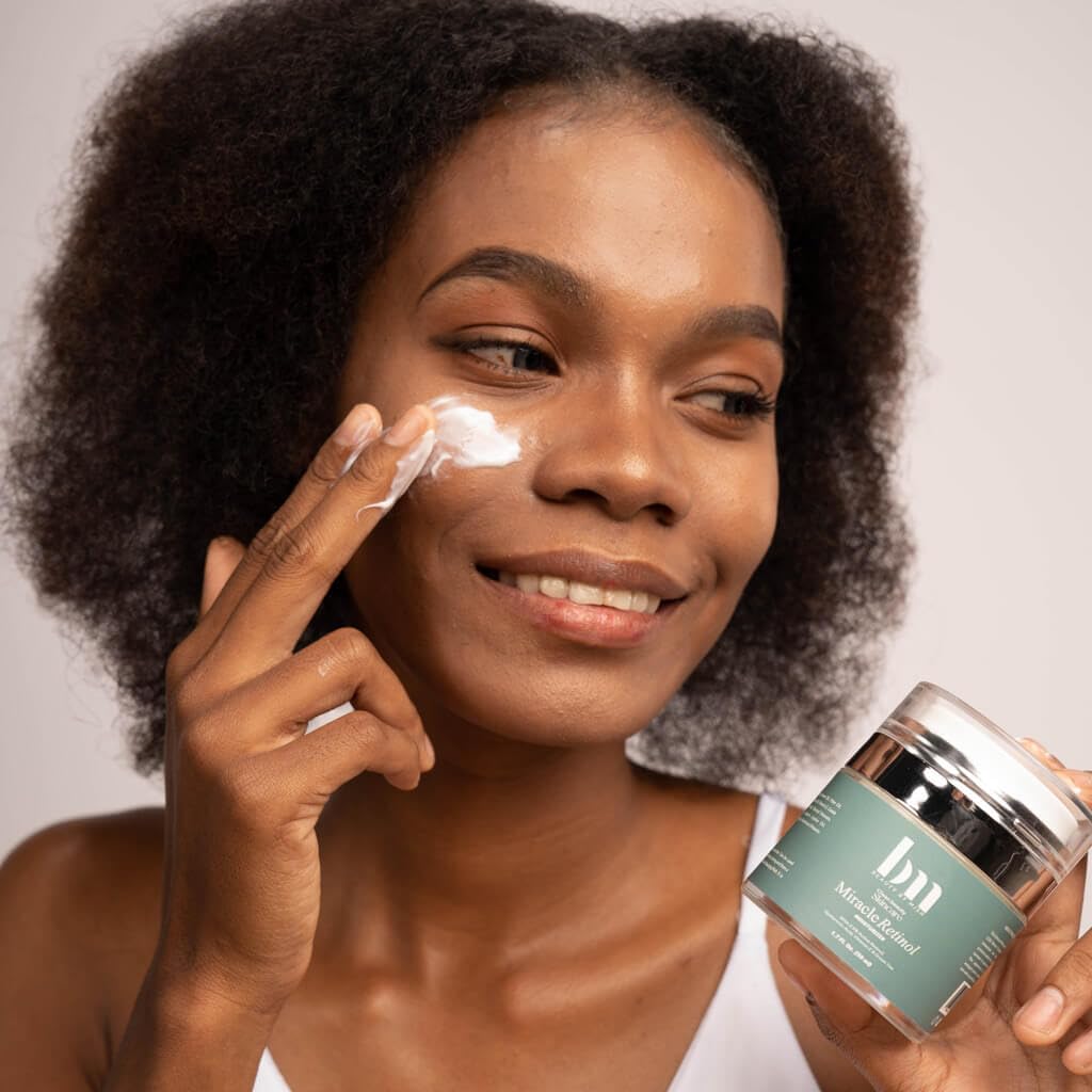 Retinol Moisturizer for Face - Hydrating Moisturizer for Wrinkles, Fine Lines, Skin Tone, and Dark Spots with Hyaluronic Acid & Vitamin E, 50ml/1.7 fl. Oz - Image 3