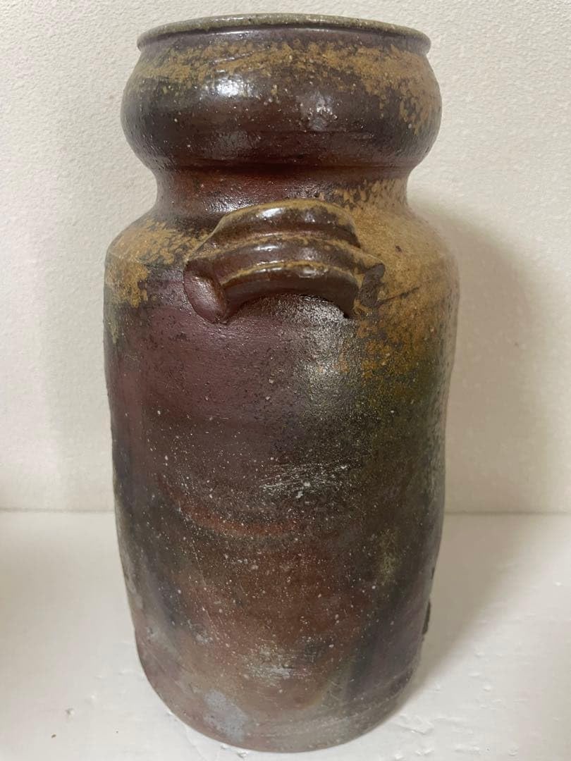 希少 備前焼 花入 大井逸吾作 高さ23cm 開口部径9cm 共箱 未使用美品 Amazon.co.jp: 備前焼 花入 大井逸吾作 高さ23cm 開口部径9cm 共箱 窯