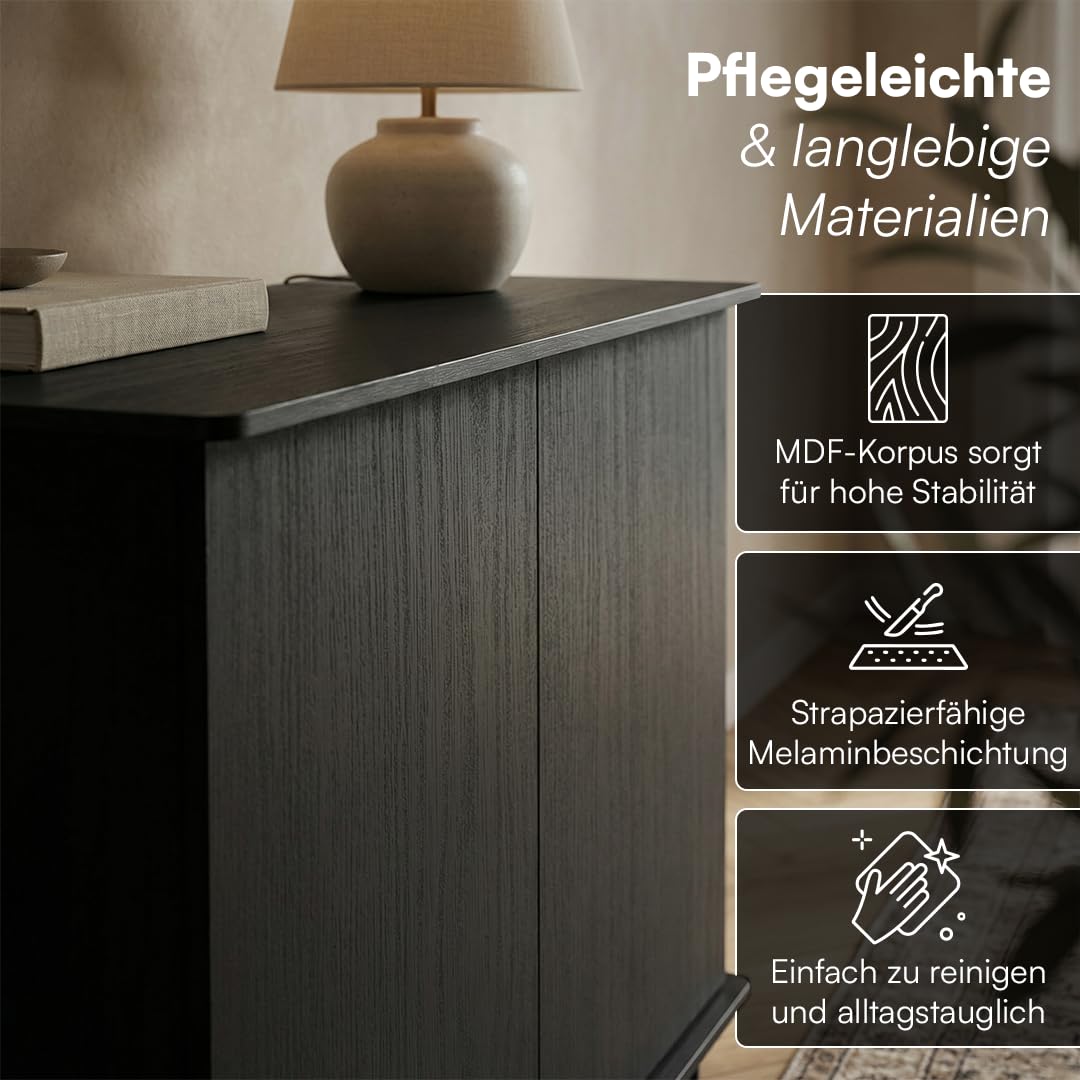 skølm Grani Kommode Schwarz, 5 Fächer, Push-to-Open, höhenverstellbare Füße