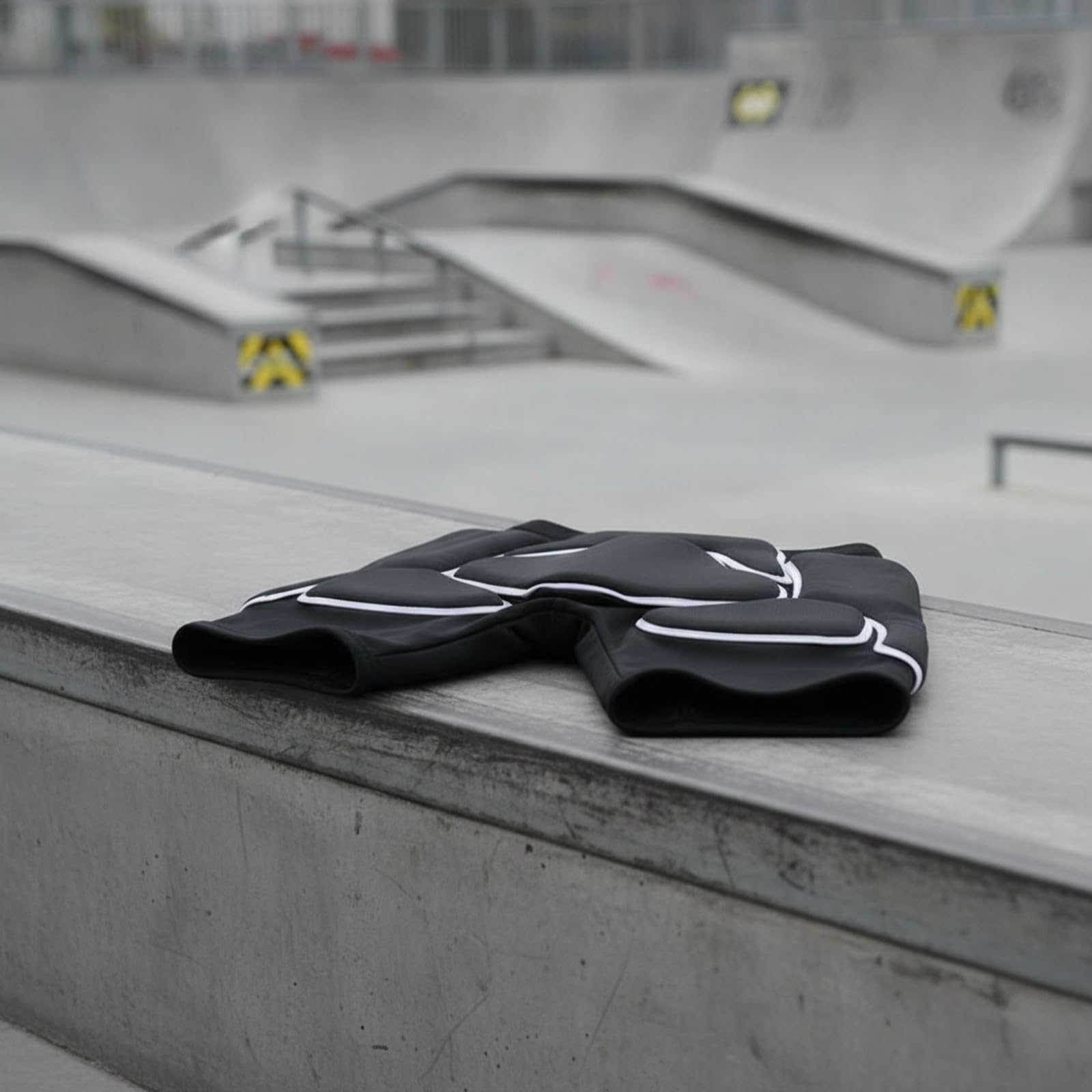 Bewegungsfrei gepolsterte Hose | Verstärkte genähte Polsterbereiche, Schneeboard-Protektorenshorts, eng anliegend