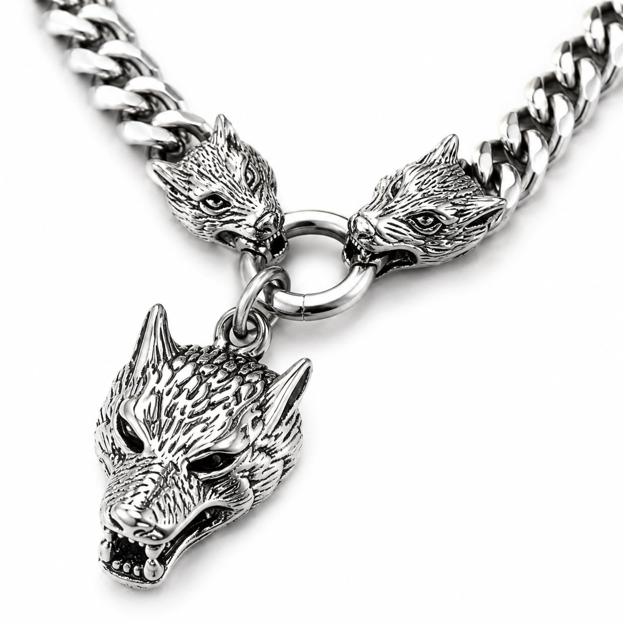 COOLSTEELANDBEYOND Collana da Uomo in Acciaio Inossidabile con Tripla Testa di Lupo, Catena Groumette Vichinga Norrena, Ciondolo Predatore a Maglia Cubana, Gioiello Biker Grintoso, Regalo per Lui