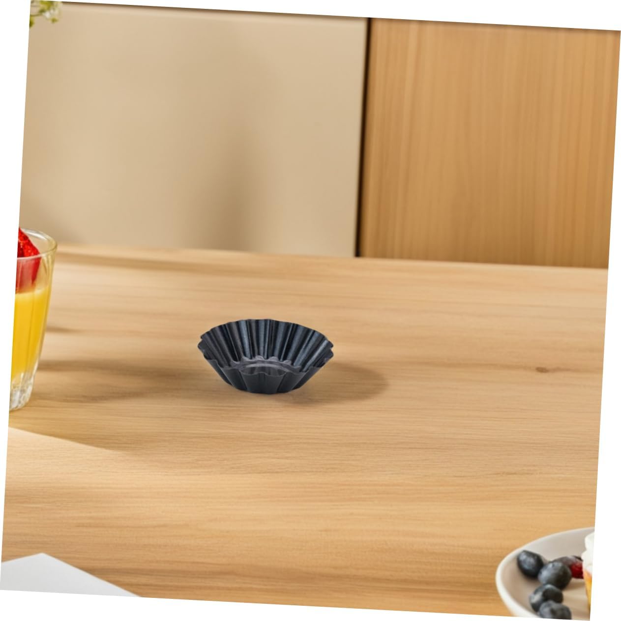 12-Piece Chrysanthemum Egg Tart Molds Set Thickened Carbon Steel Non-Stick Baking Tools for Muffins and Cupcakes for DIY Baking and Pastry Making