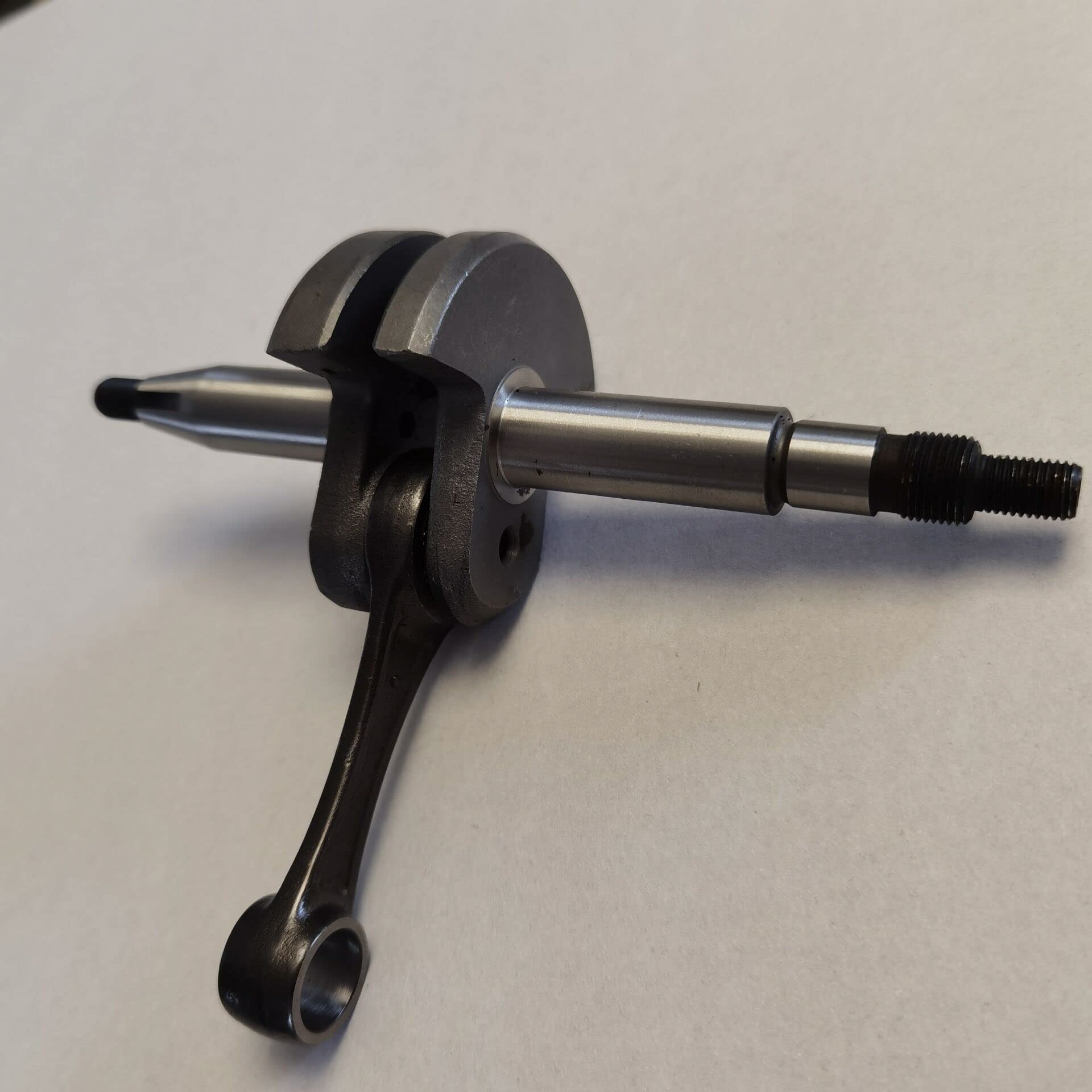 Vilebrequin Pour Tronçonneuse Stihl (11370300400) MS192T - Motoculture