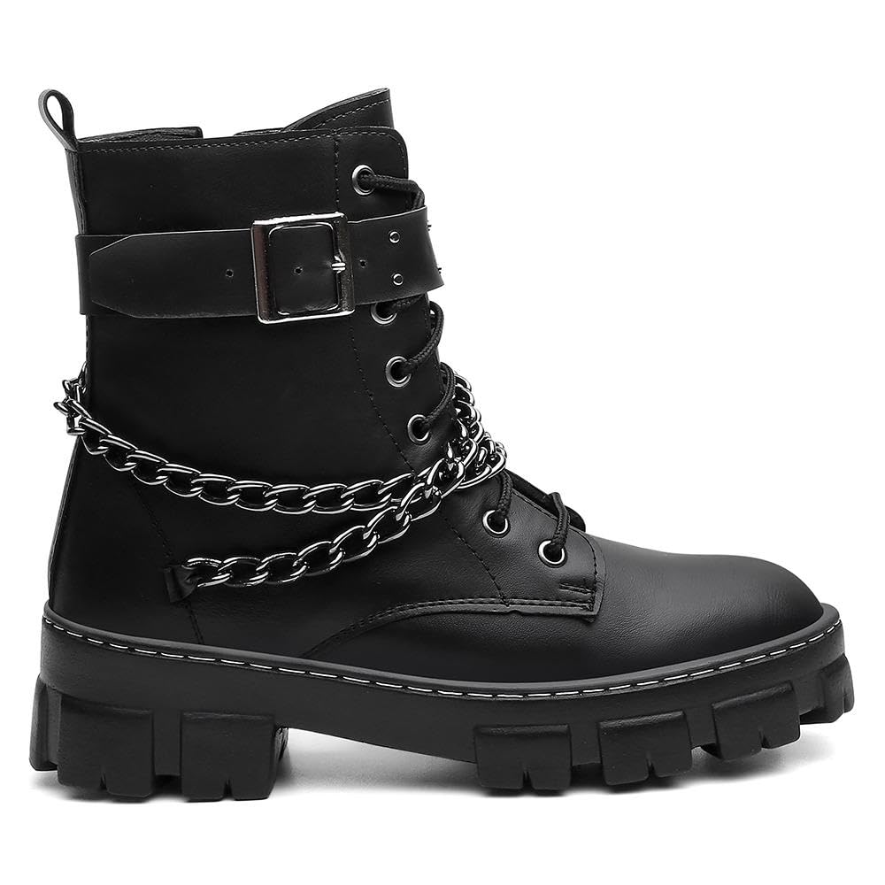 Bota Coturno Feminina Preta com Correntes, Cano Alto, Sola Tratorada, Couro Sintético, Estilo Urbano, Fecho com Zíper Lateral, Design Moderno e Atitude em promoção! Veja a oferta e mais achadinhos de Botas 4 Hoje é o melhor dia para comprar Bota Coturno Feminina Preta com Correntes, Cano Alto, Sola Tratorada, Couro Sintético, Estilo Urbano, Fecho com Zíper Lateral, Design Moderno e Atitude com aquele preço maroto! Promoção! Aproveite a oferta! 4