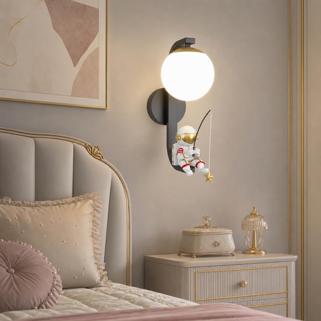 LED Wandleuchte Kinder Lampe Cartoon, Astronaut Wandleuchte Kinderzimmer Mädchen Jungen Schlafzimmer Wandbeleuchtung Runde Moon Lampe Innen Runde Glas Lampenschirm Globus