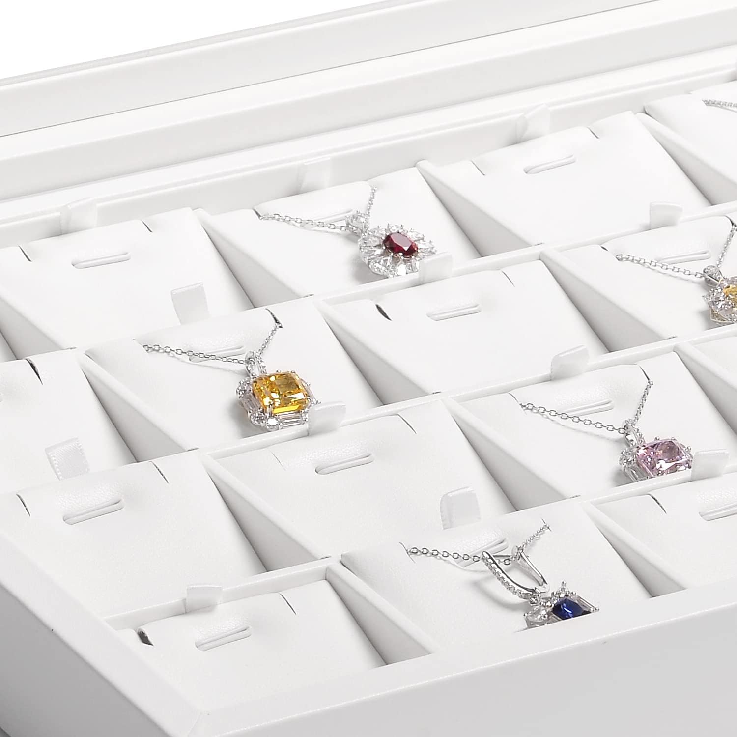 24-Fächer-Halskettenablage Lederaufbewahrungsbox Mit Transparentem Deckel – Abschließbare Schmuckschatulle Für Mehrere Halsketten Und Anhänger – Geeignet Für Frauen Und Mädchen (weiß)
