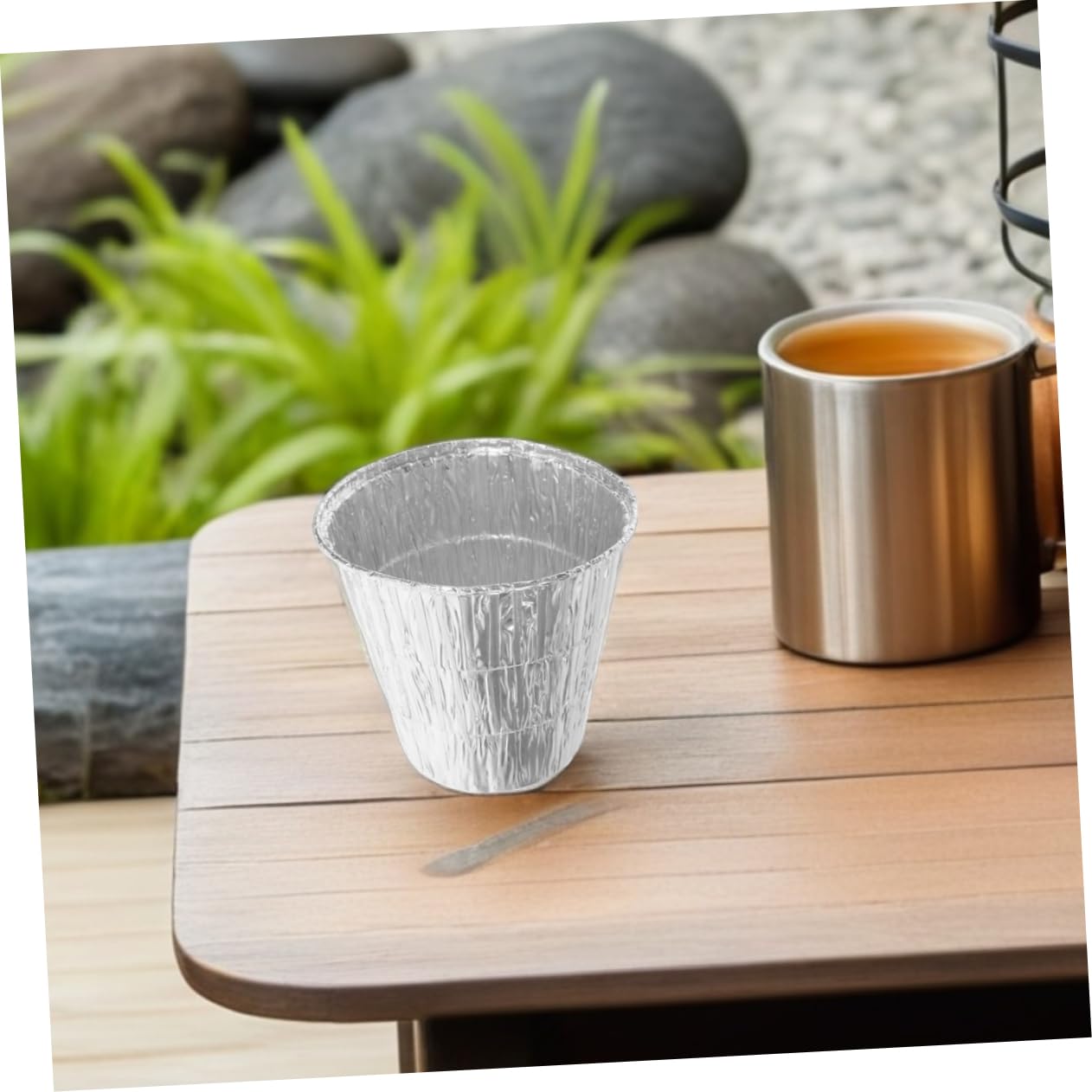 Griglia per Barbecue Portatile, Accessori da Campeggio, Rivestimenti USA e Getta, raccogli-Grasso, Secchiello per Esche: Perfetta per Gli Appassionati di Cucina e grigliate all'aperto.