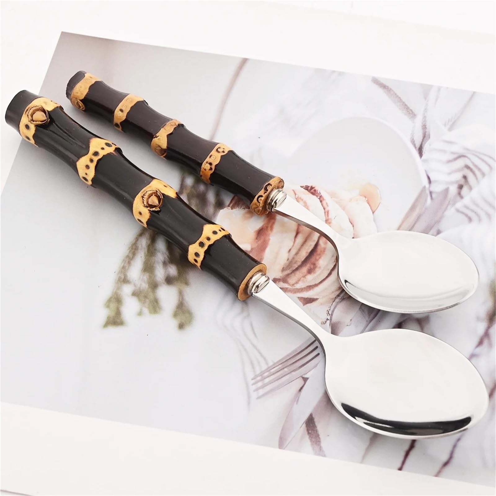 Set composto da coltello, forchetta e cucchiaio Set di 4 posate da tavola con manico in bambù nero, coltello, cucchiaio caffè, forchetta, in acciaio inossidabile occidentale, stoviglie cucina