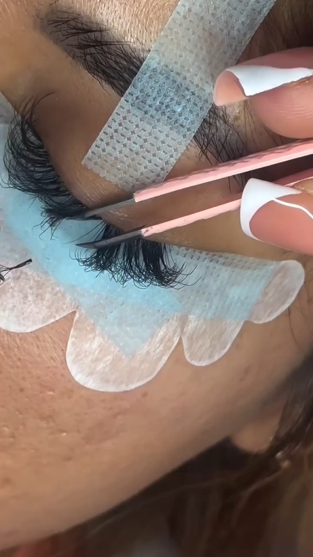 Amazon.com: NAGARAKU W Shape Eyelash Extension 7D Cluster Premade