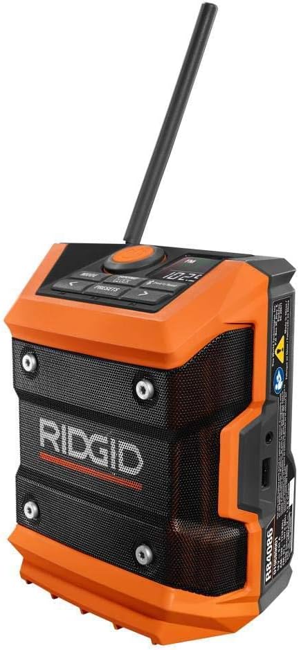 RIDGID R84086B 18-Volt Cordless Mini Bluetooth Radio front view na antenna gbatịa