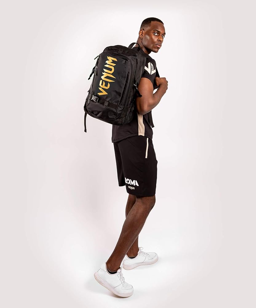 venum  リュック　高騰　難あり Amazon.co.jp: VENUM バックパック CHALLENGER PRO EVO BACKPACK