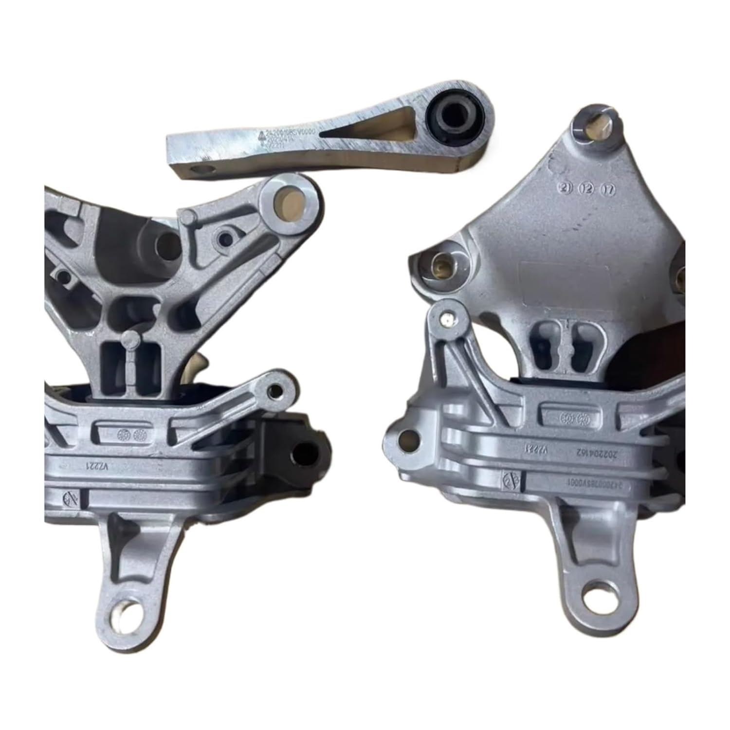 One Set Engine Mounting Gearbox Bracket Compatible for GAC Trumpchi EMPOW EMP J11 J15 J16