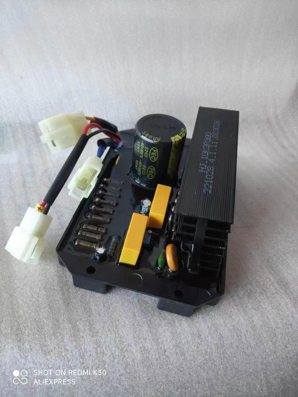 Soluzione di Alimentazione per Gruppo elettrogeno trifase Compatibile 10K3P380 AVR