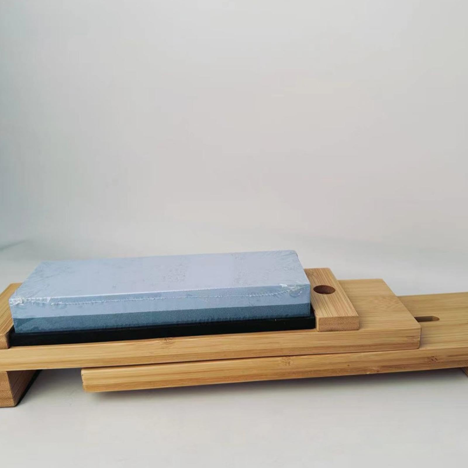 実家整理　古材枯木の研ぎ石台 Amazon.co.jp: 研ぎ石ホルダー 木砥石スタンド 滑り止め研ぎ台 調節