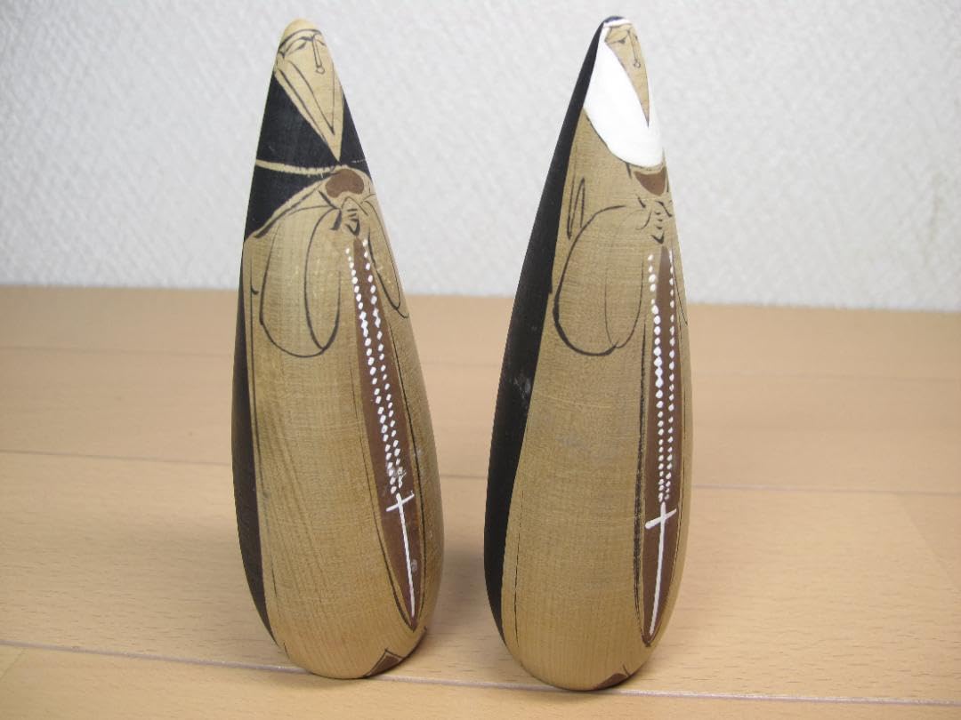 Amazon.co.jp: 彫刻家根本勲（土龍）修道女こけし : おもちゃ