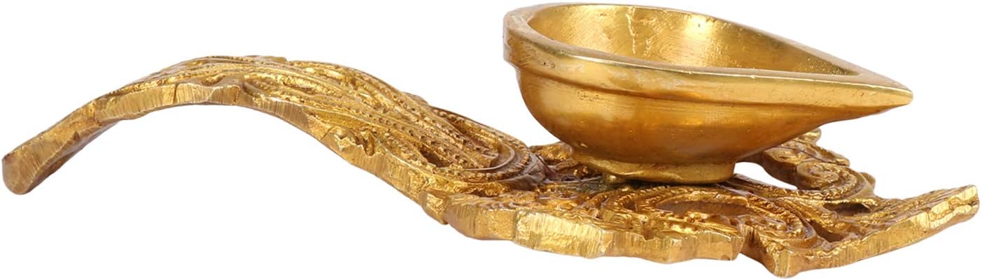 AmiLuv_Collections Brass Hand Held Puja Aarti Oil Diya with Long Handle (Gold_4 Inch X 7 Inch X 1.5 Inch)