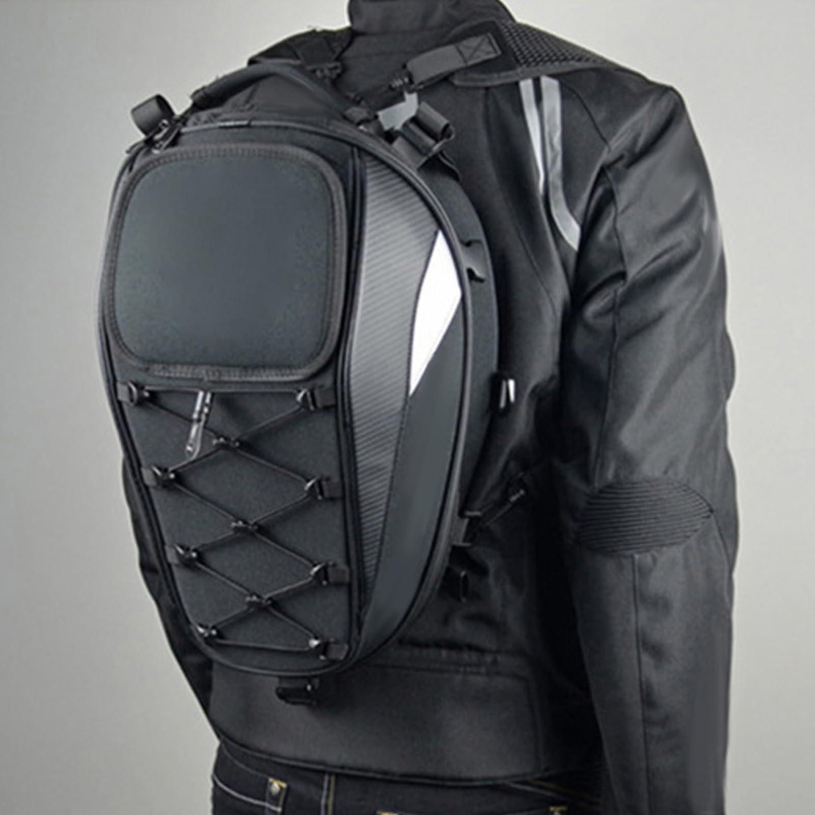 Domary Borsa Posteriore, Borsa da Sella, Zaino Multifunzionale con Strisce Riflettenti per Motociclisti e Pendolari, Scomparto Espandibile per Casco, Telefono e Chiavi. Dimensioni