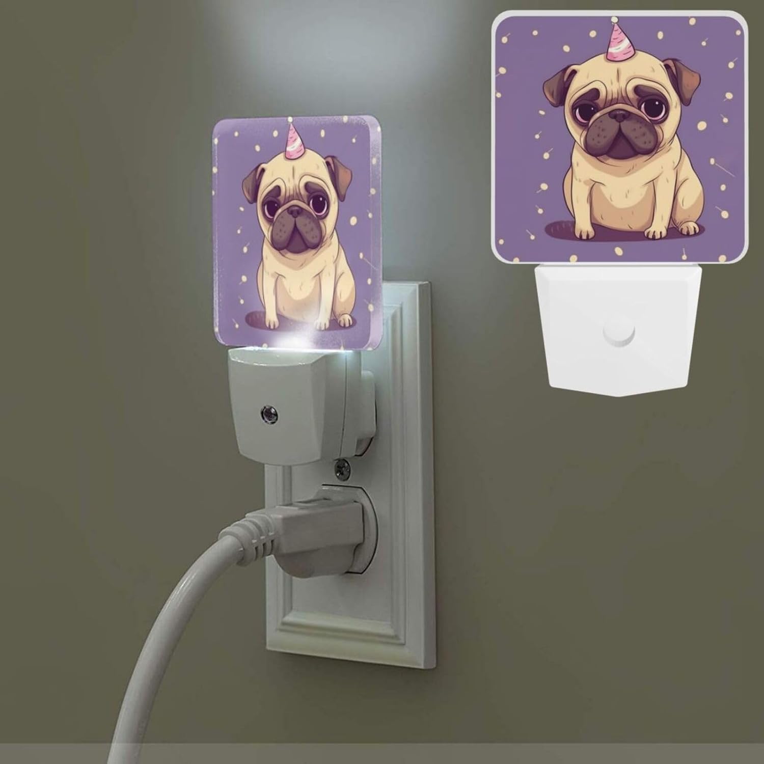 Funny Cartoon Pug Puppy Dog Night Light, Plug-in Wall Led Night Lamp with Dusk-to-Dawn Smart Sensor Lamp for Boys Girls Bedroom Living Room Hallway Kitchen 0.5w