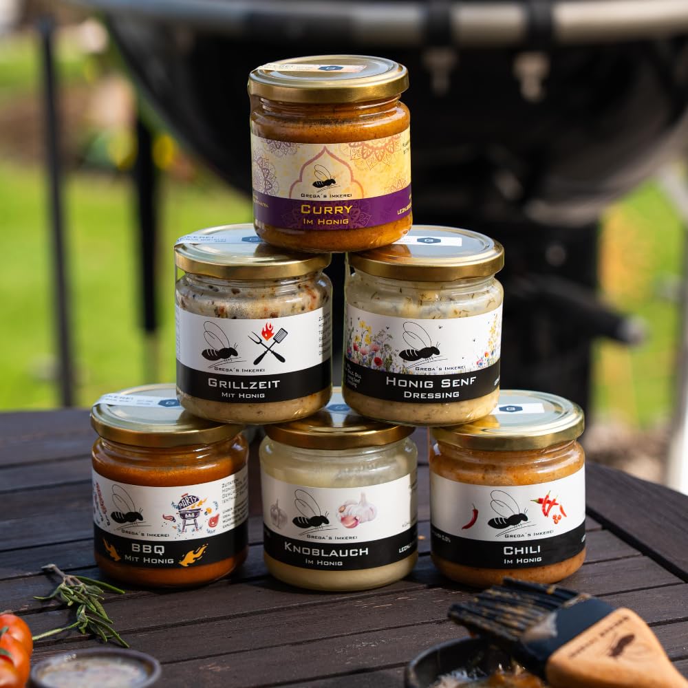 Grega’s BBQ Honig Grillset 6-teilig – BBQ Sauce & Gewürz Honige mit Grillpinsel Geschenk für Männer – Grillen, Marinieren & Verfeinern – Honigsüßes Grillsaucen Geschenkset