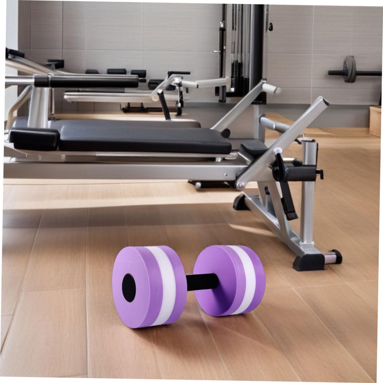 Kisangel Lot de 4 Set de Set de Haltères Aquatiques en Eva Légers et Flottants, Équipement de Fitness Polyvalent, Forme Ronde pour Exercices Aquagym et Entraînement Couleur Aléatoire